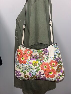 NWT Coach Garden Floral Penelope Shoulder Bag
